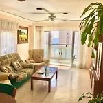 Front Al Mar Apartment